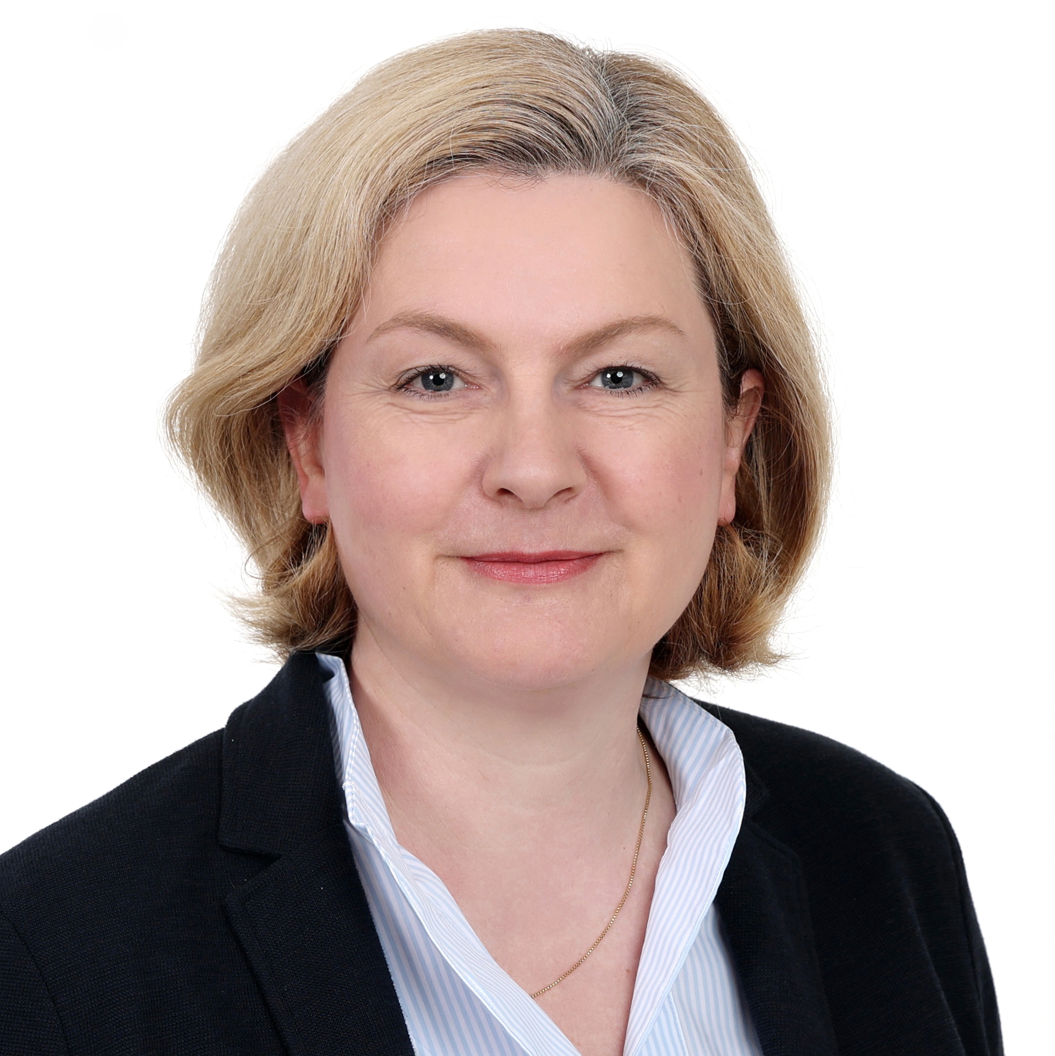 Anja Kassens-Ebnet - Office Management bei processline